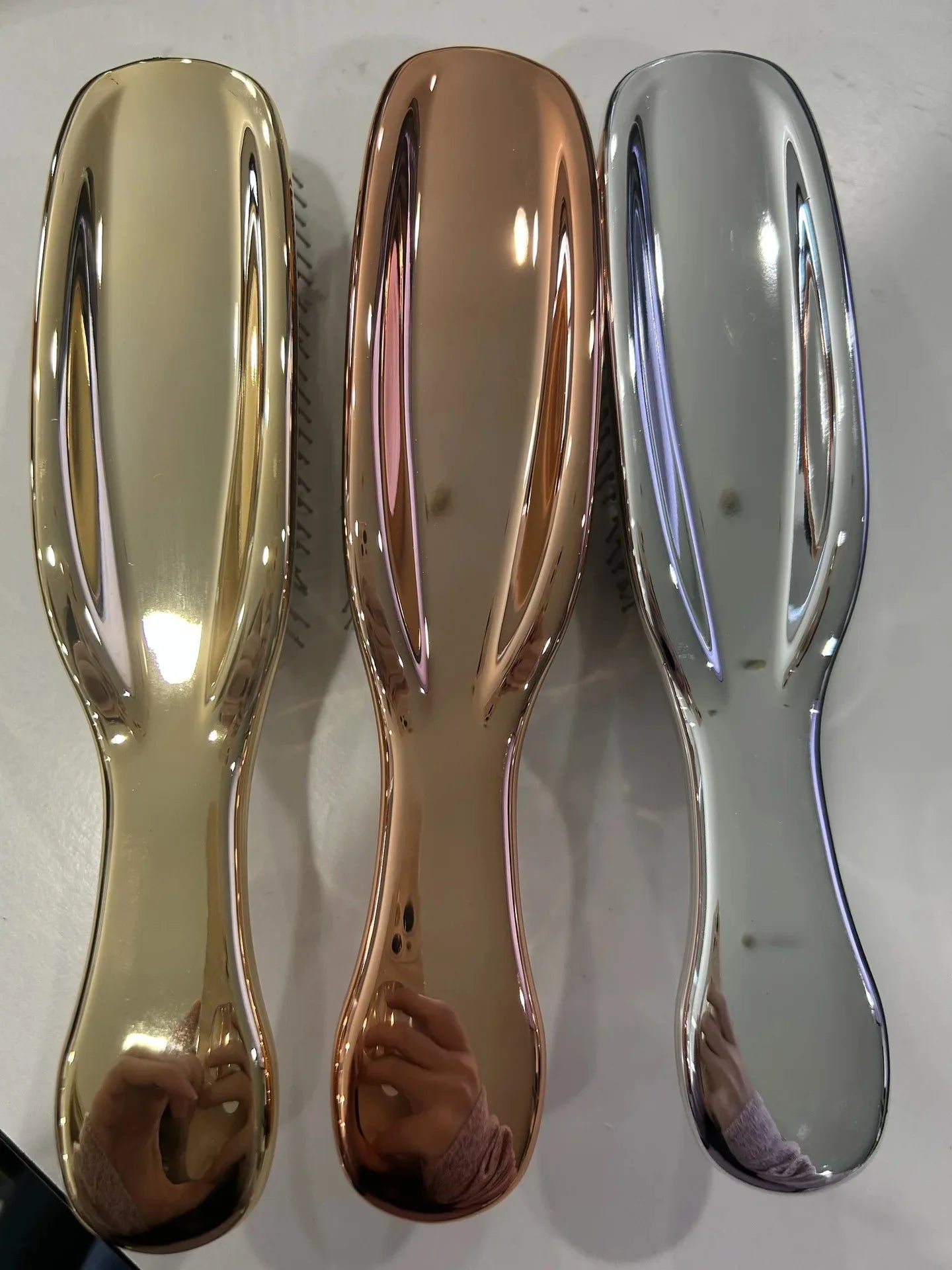Scalp Massager & Detangling Scalp Brush